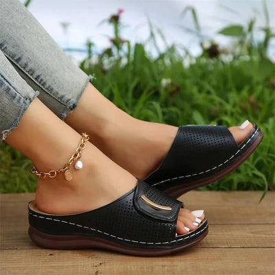 ASTR - Sandals