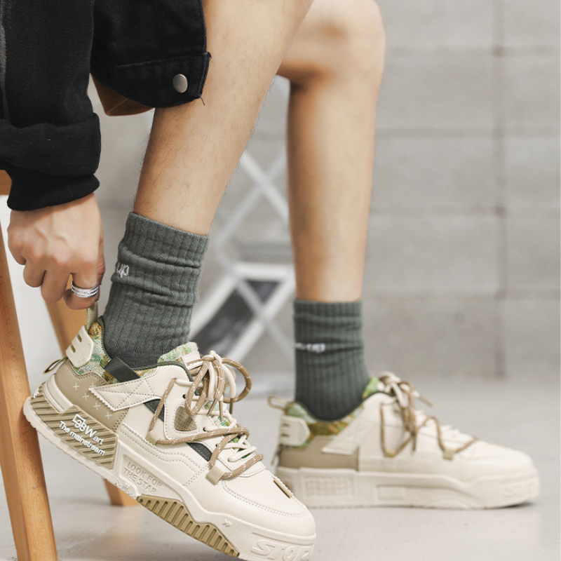 ASTR- Sneaker